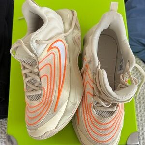 Boys Nike size 2.5 sneakers